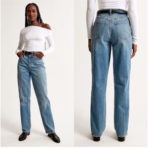Abercrombie & Fitch Curve Love The 90s Straight Ultra High Rise Jean Size 28